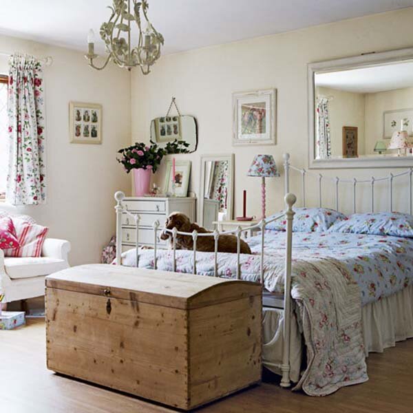 stylish vintage bedroom