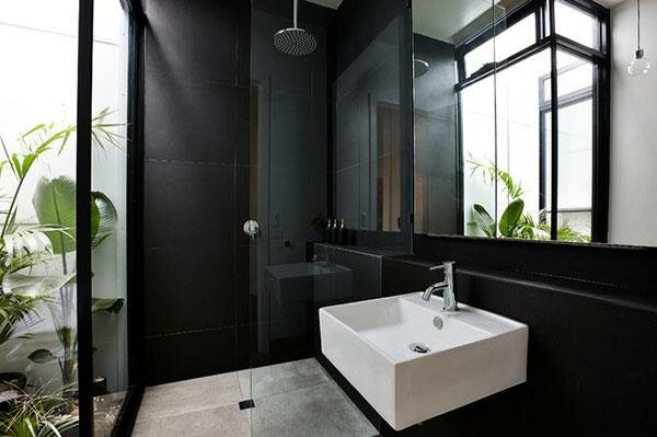 elegant black bathroom decoration